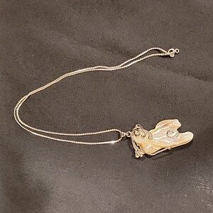 Unique Silvertone and mother of pearl necklace